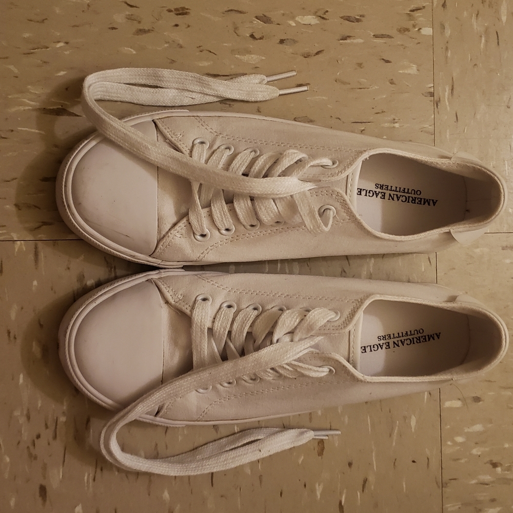 American Eagle White Sneakers